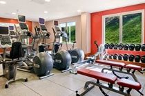 Premier Inn Premier Inn Heathrow Airport Terminal 4 스탠웰 외부 사진